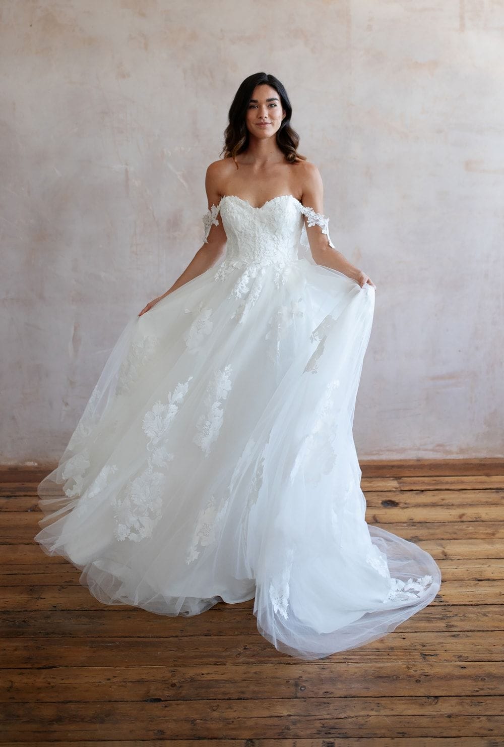 Boho wedding dress 2024 shops near me