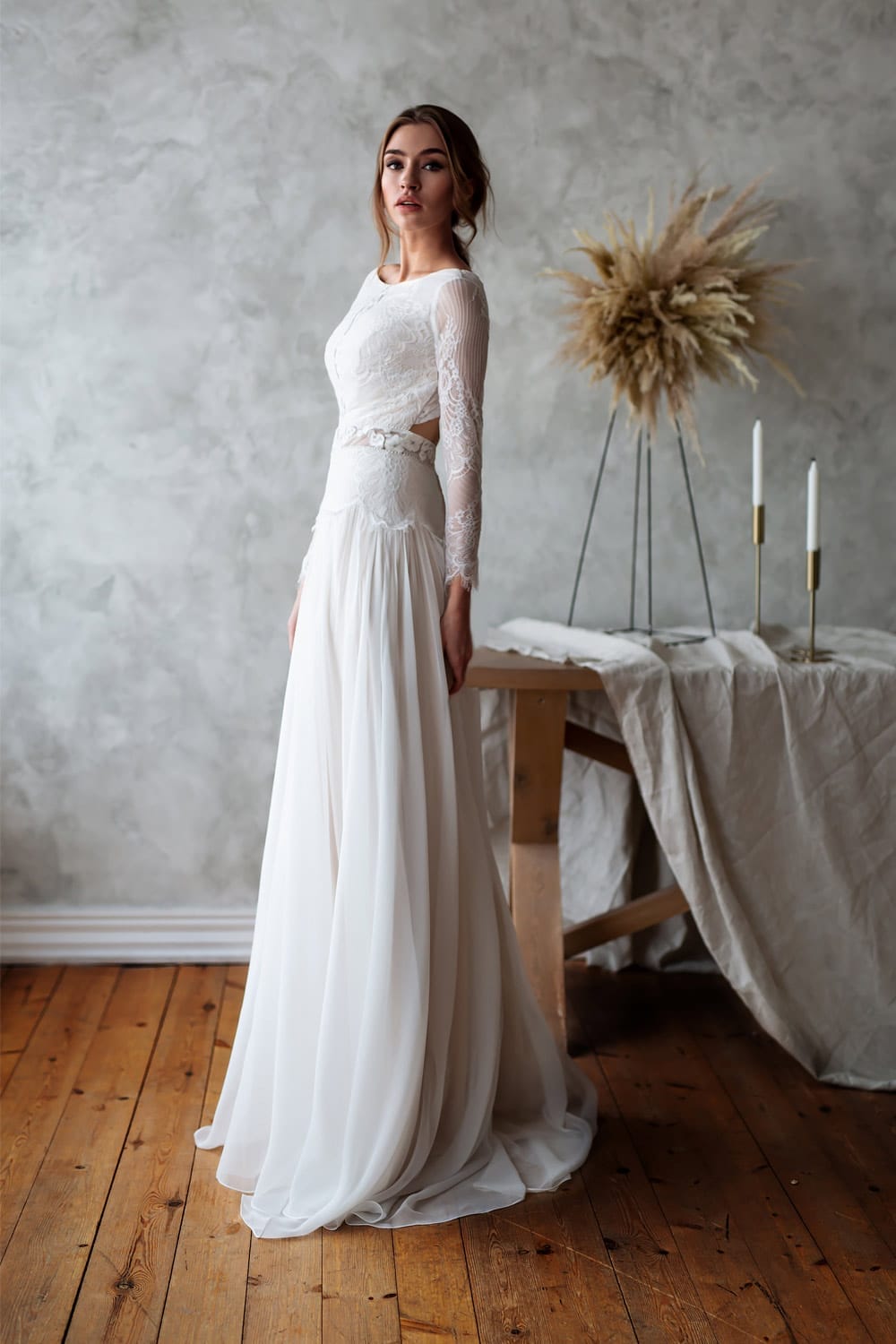 Get The Look: 9 Sleeve Wedding Dresses Inspired by Lily Collins Vintage  Bridal Look - Wedding Journal