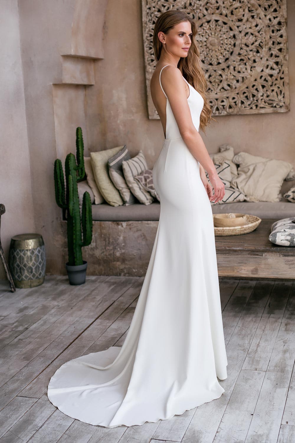 Plain white silk wedding dress best sale