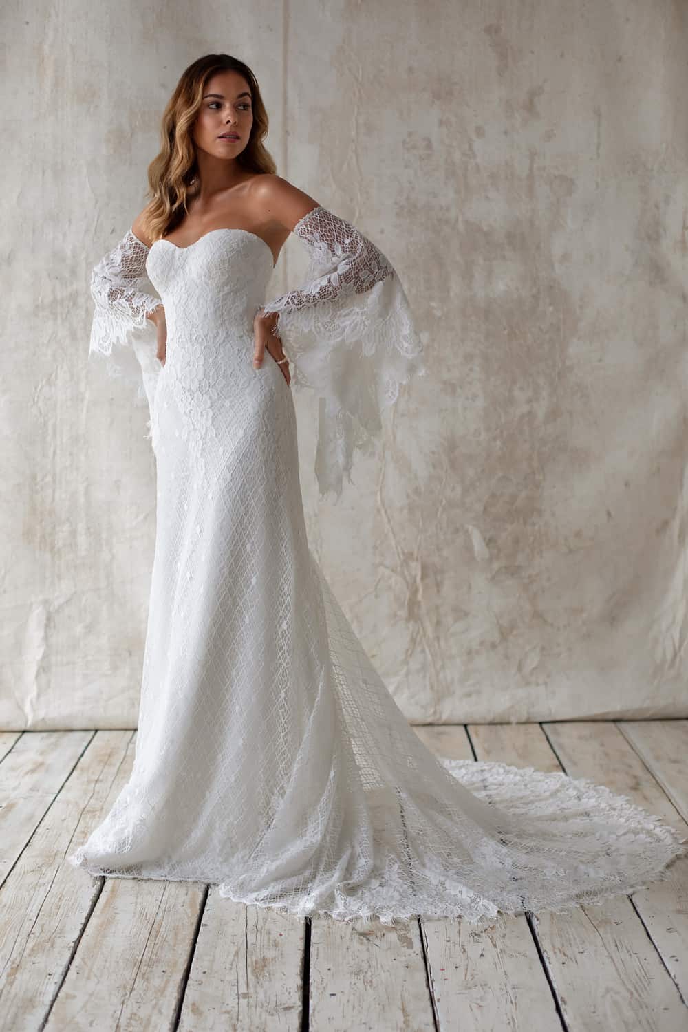 Size 40 hot sale wedding dress