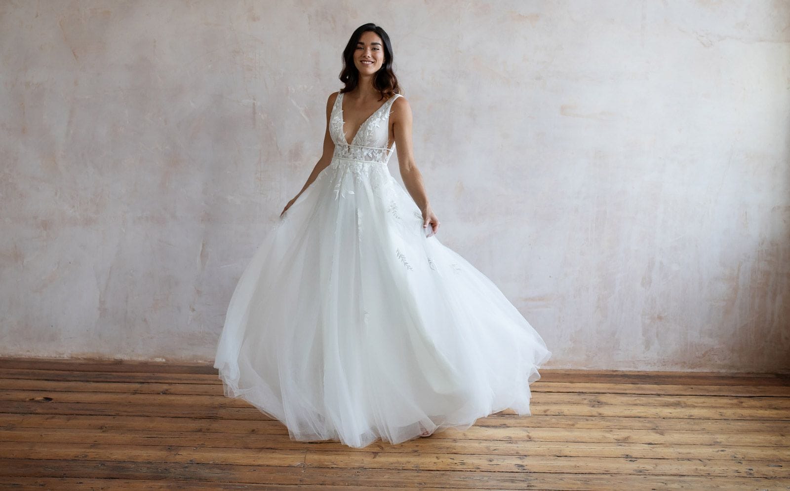 Wedding Dress Trunk Shows & Events - Revelle Bridal
