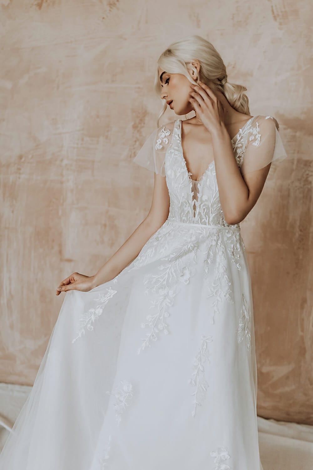 Modern Boho Wedding Dress With Removable Sleeves And Overskirt