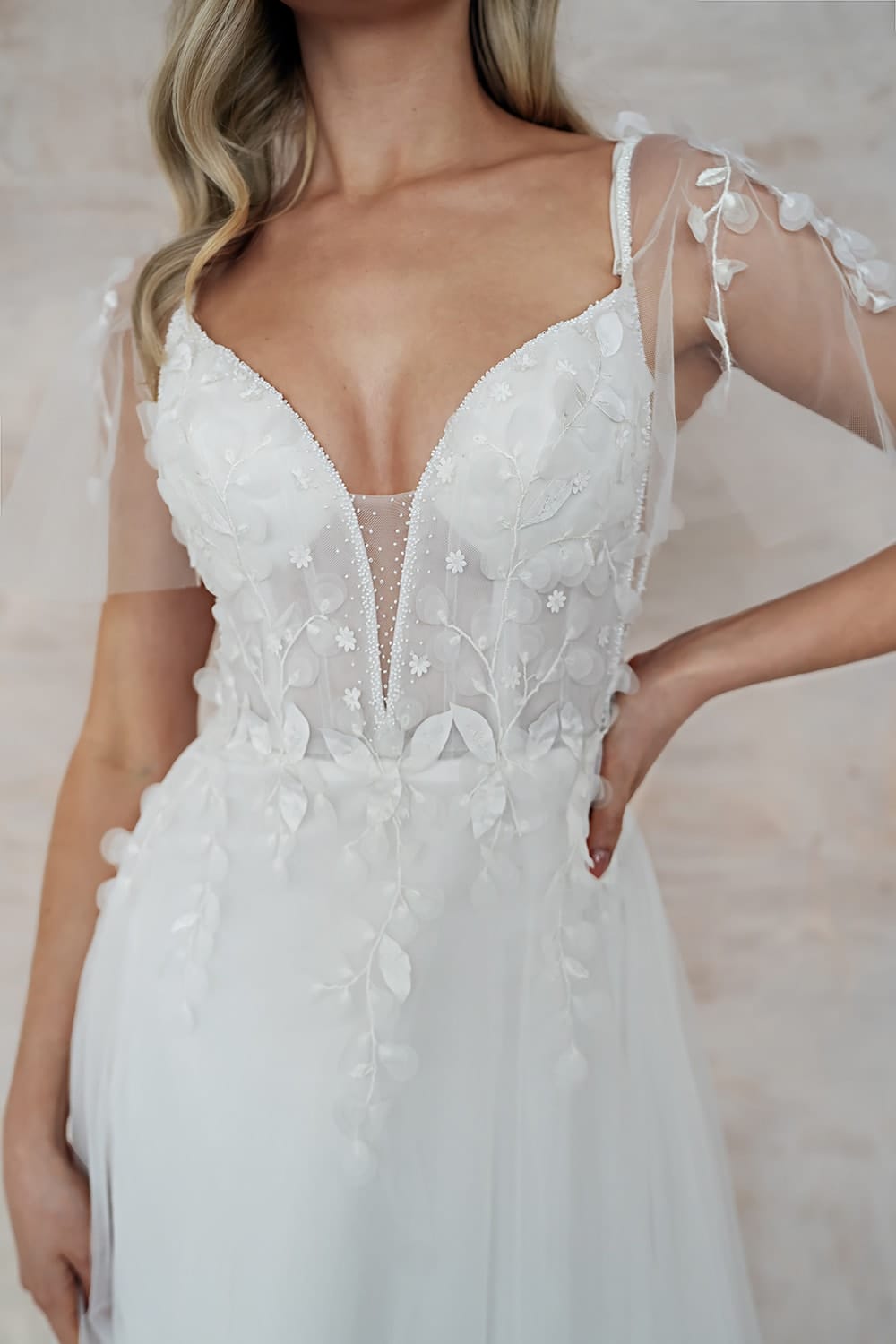 Perla UK30321 - Wedding Dress V-Neck Wedding Dress London - 3 Love Spell Design Perla UK30321 Wedding Dress V Neck Wedding Dress London 3 Love Spell Design